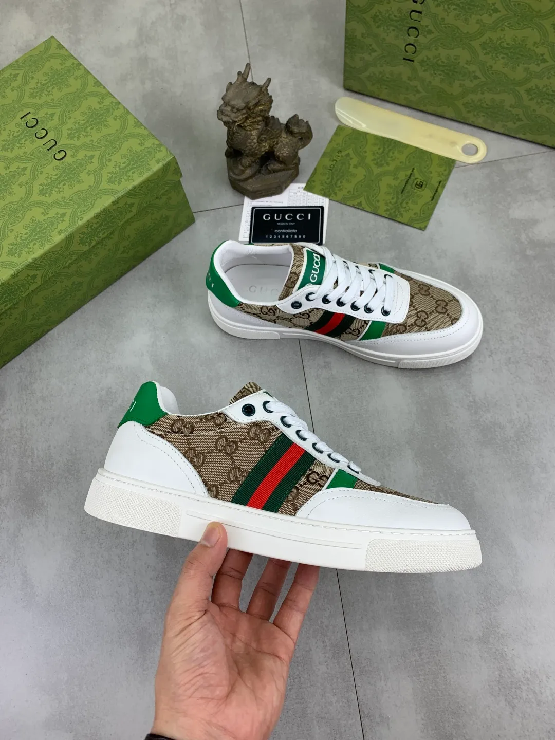 Men's men's shoes 💰P420💰【New style】(GUCCI) official website's latest 🎁🎁casual and fashionable men's shoes👟, hot style 💥 style is simple and elegant, exclusive for trendy men. Unique official website's latest brand double G element Elements 👑 Original Gucci decoration, fashionable and generous, original calfskin fabric ✅ Fully imported first-layer pigskin lining, official website designated wear-resistant, lightweight original rubber casual outsole, classic model taken in real life 🎬39-44 5️⃣ colors available